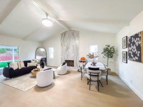 Spacious Getaway Between LA And OC - 4BR